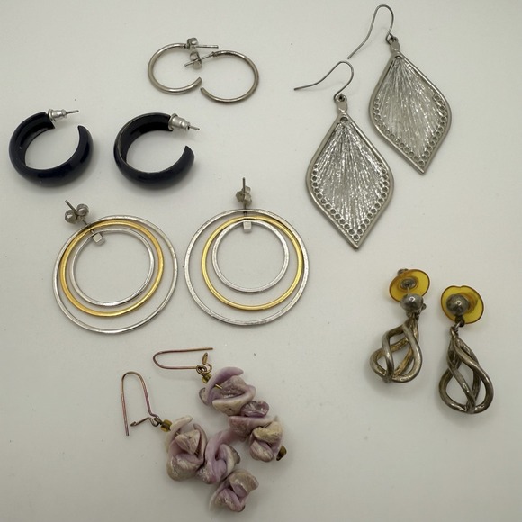 Jewelry - Lot Six Pairs of Earrings Pierced Hoop Dangle